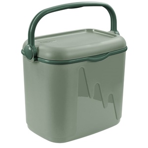 Curver Tourist Passive Cooler Box 262266 - 32L Green Large Eco-Friendly Insulated Ice Box with Handle for Extended Outdoor Adventures