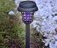 InnovaGoods Garlam Solar Mosquito Killer Garden Lamp - 2-in-1 UV Light & LED Outdoor Mosquito Zapper 800V